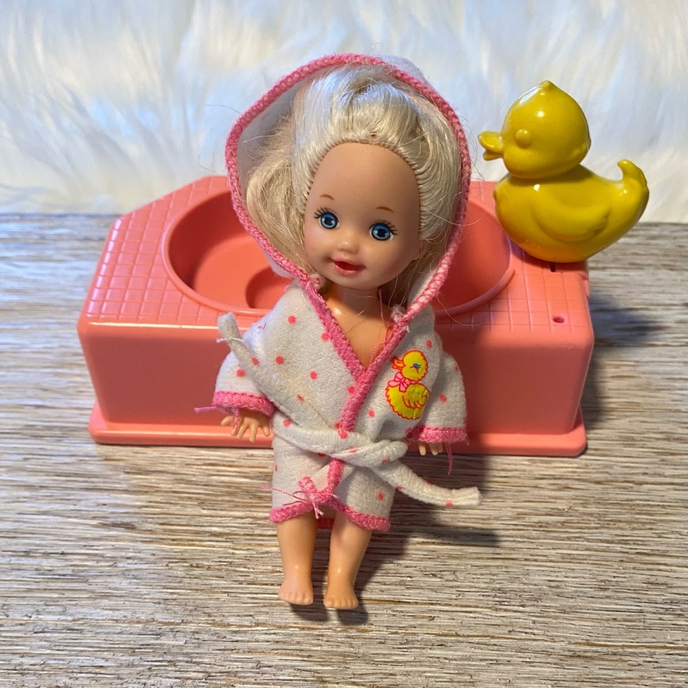 Barbie Kelly Doll Bathtime Fun 1995 Collectible by Mattel